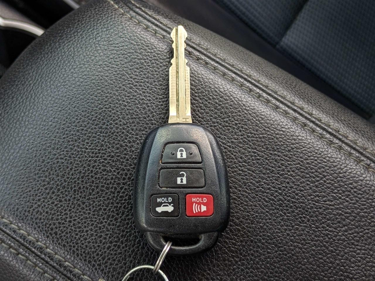 Toyota Corolla S Premium CVT 2015