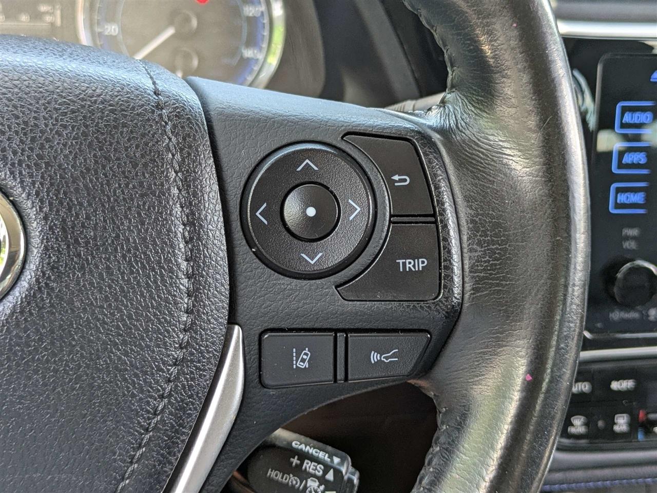 Toyota Corolla L CVT 2018