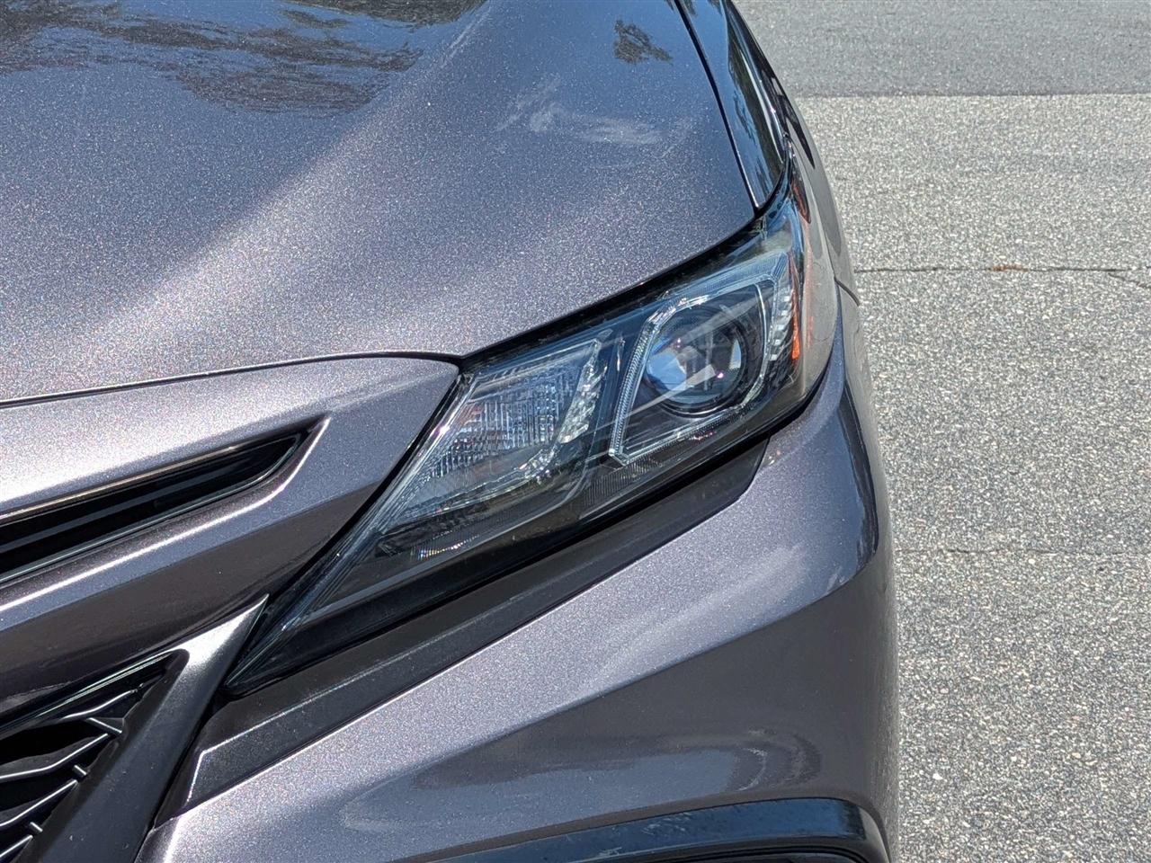 Toyota Camry SE 2022