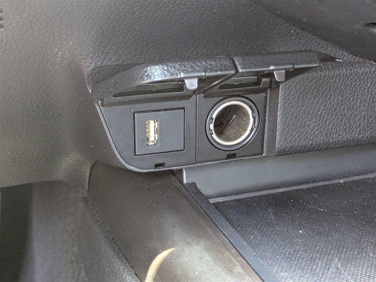 Toyota Camry SE 2022
