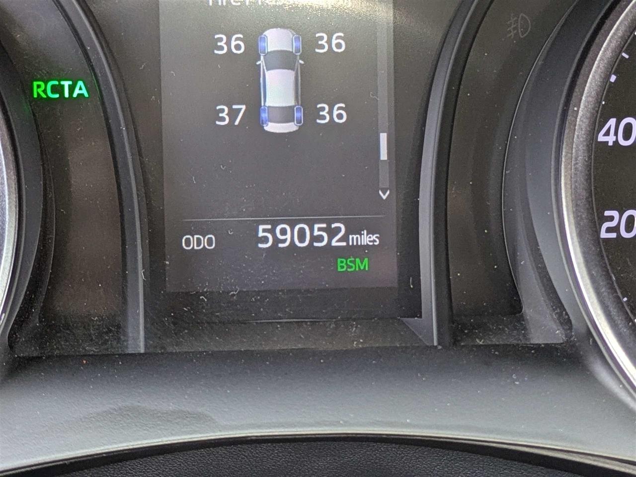Toyota Camry SE 2022