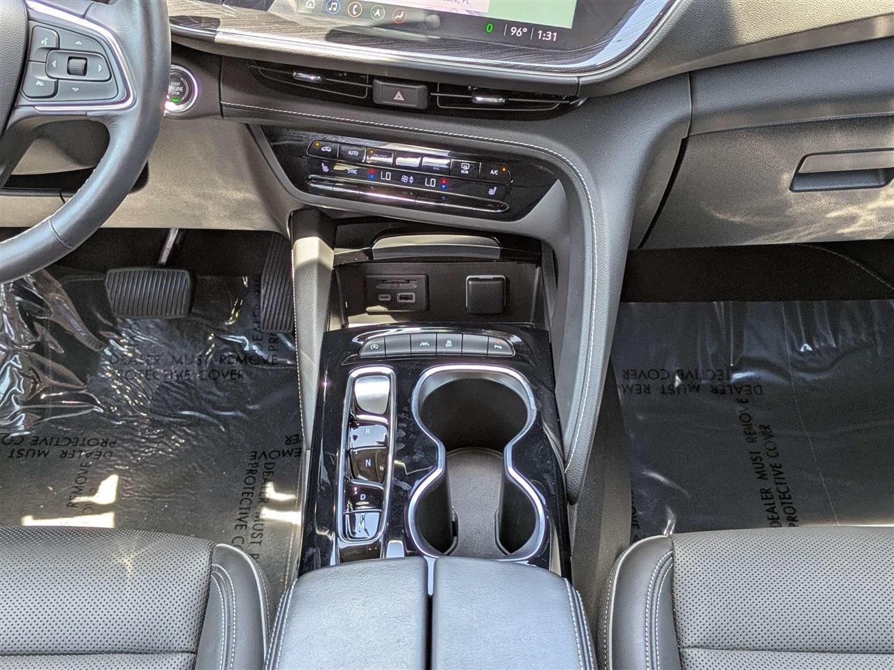 Buick Envision Essense 2021