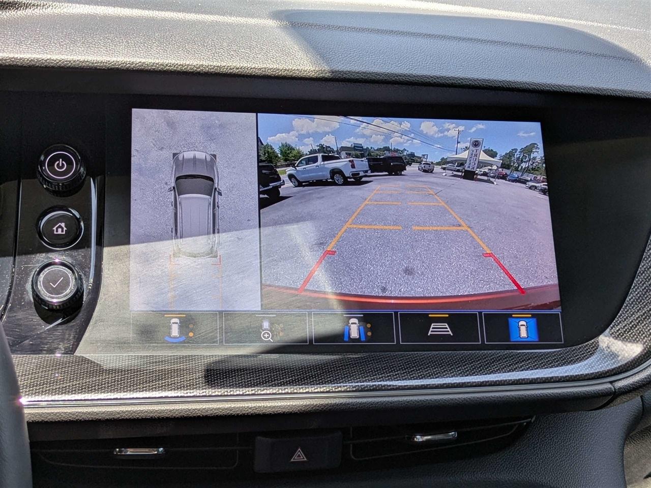 Buick Envision Essense 2021