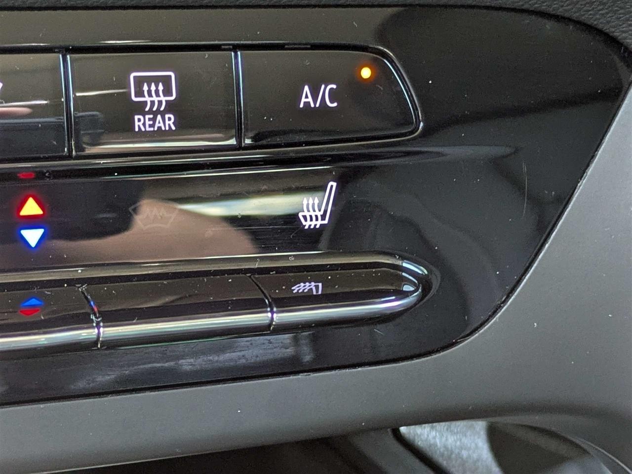 Buick Envision Essense 2021