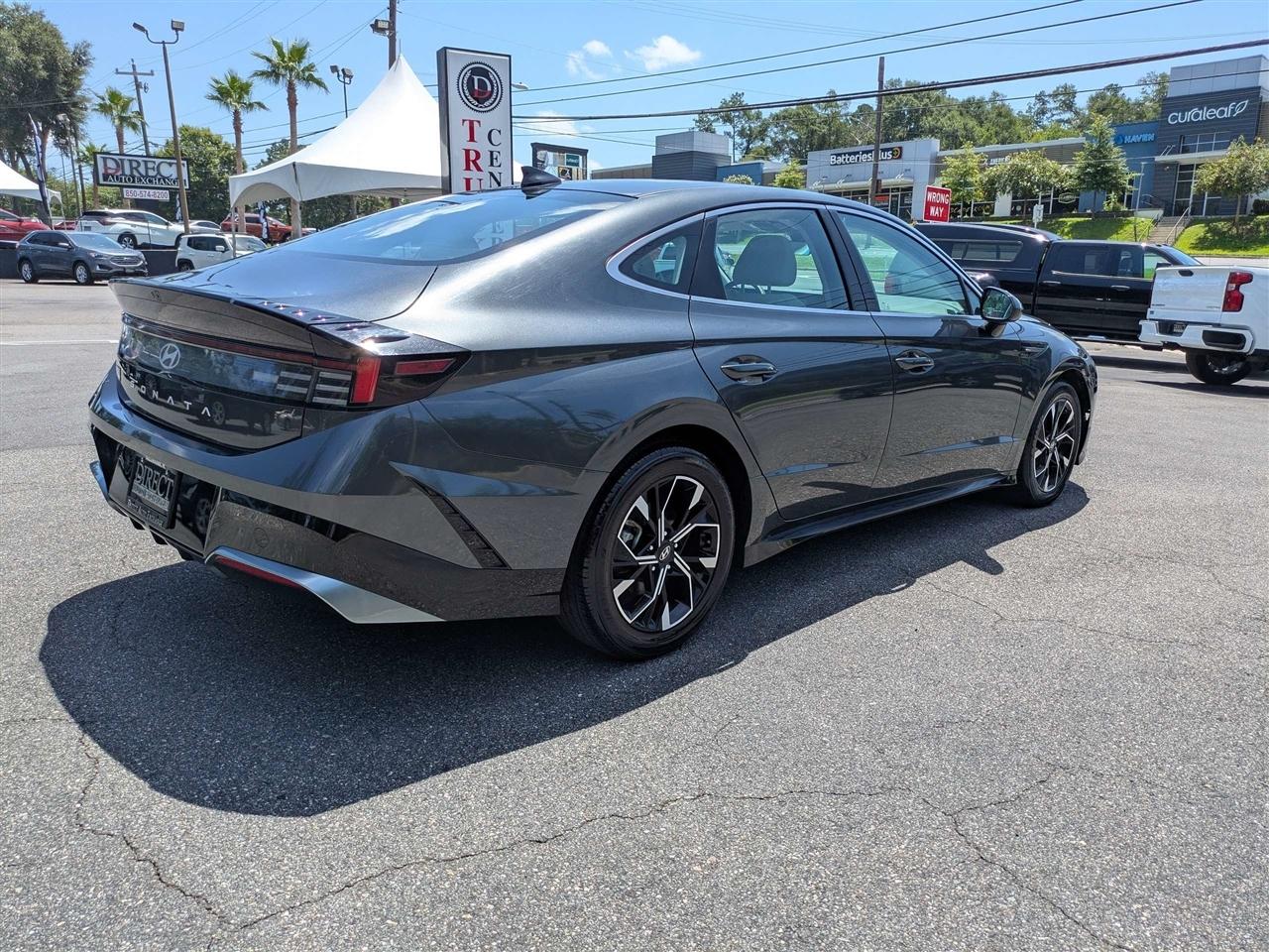 Hyundai Sonata SEL 2025