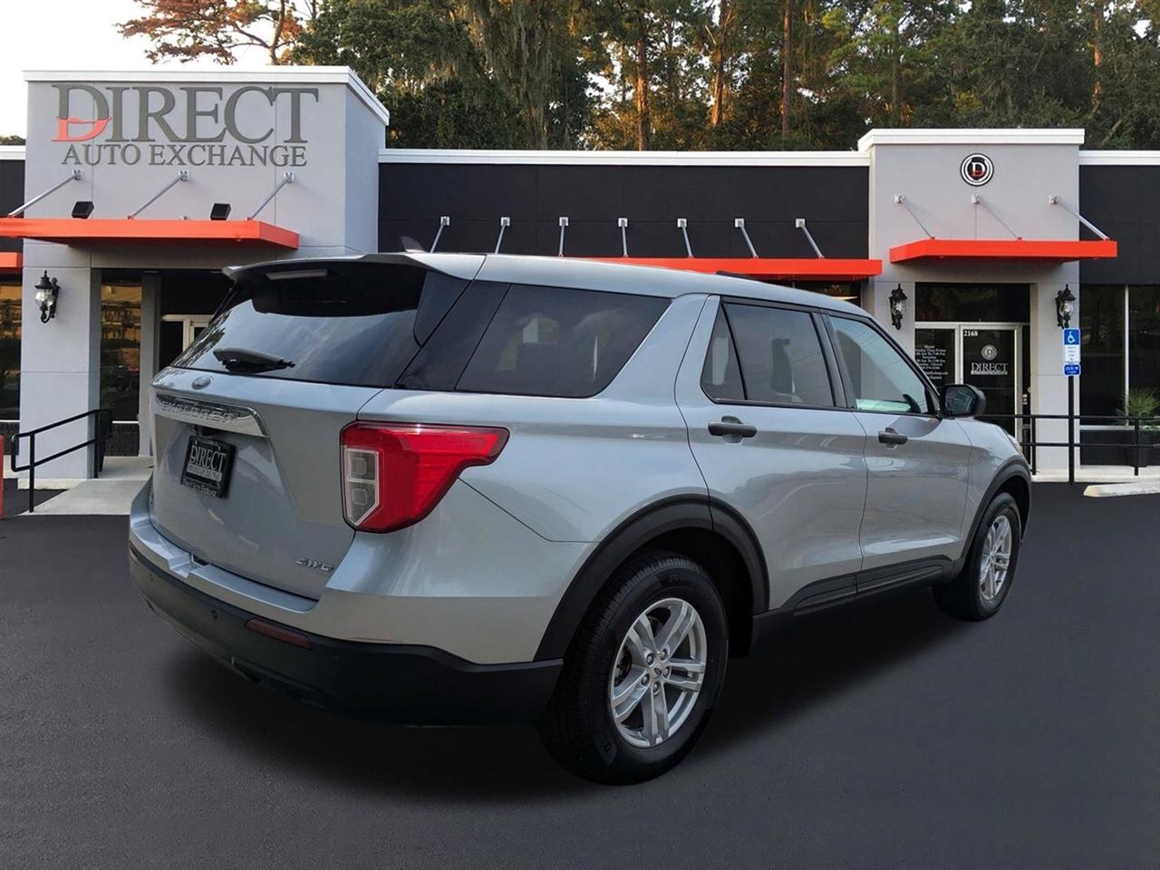 Ford Explorer Base AWD 2022