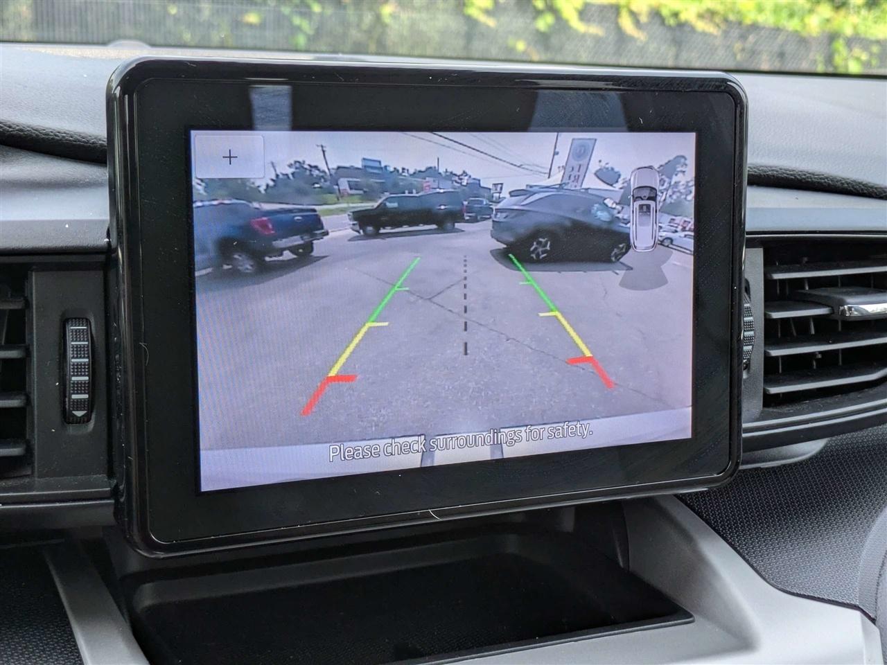 Ford Explorer Base AWD 2022