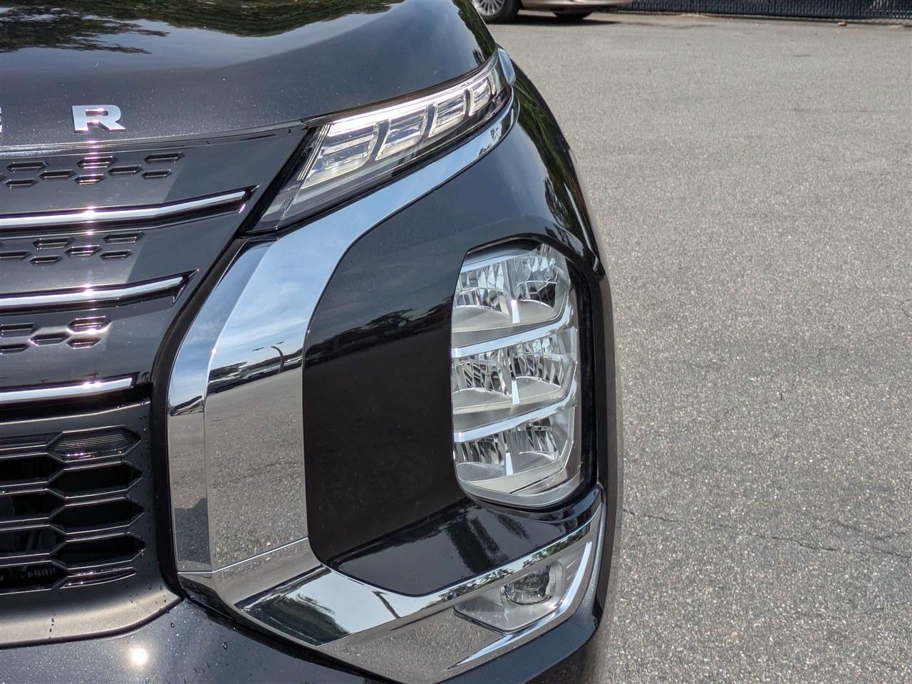Mitsubishi Outlander SE 2WD 2024