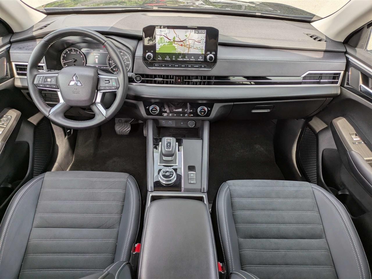 Mitsubishi Outlander SE 2WD 2024