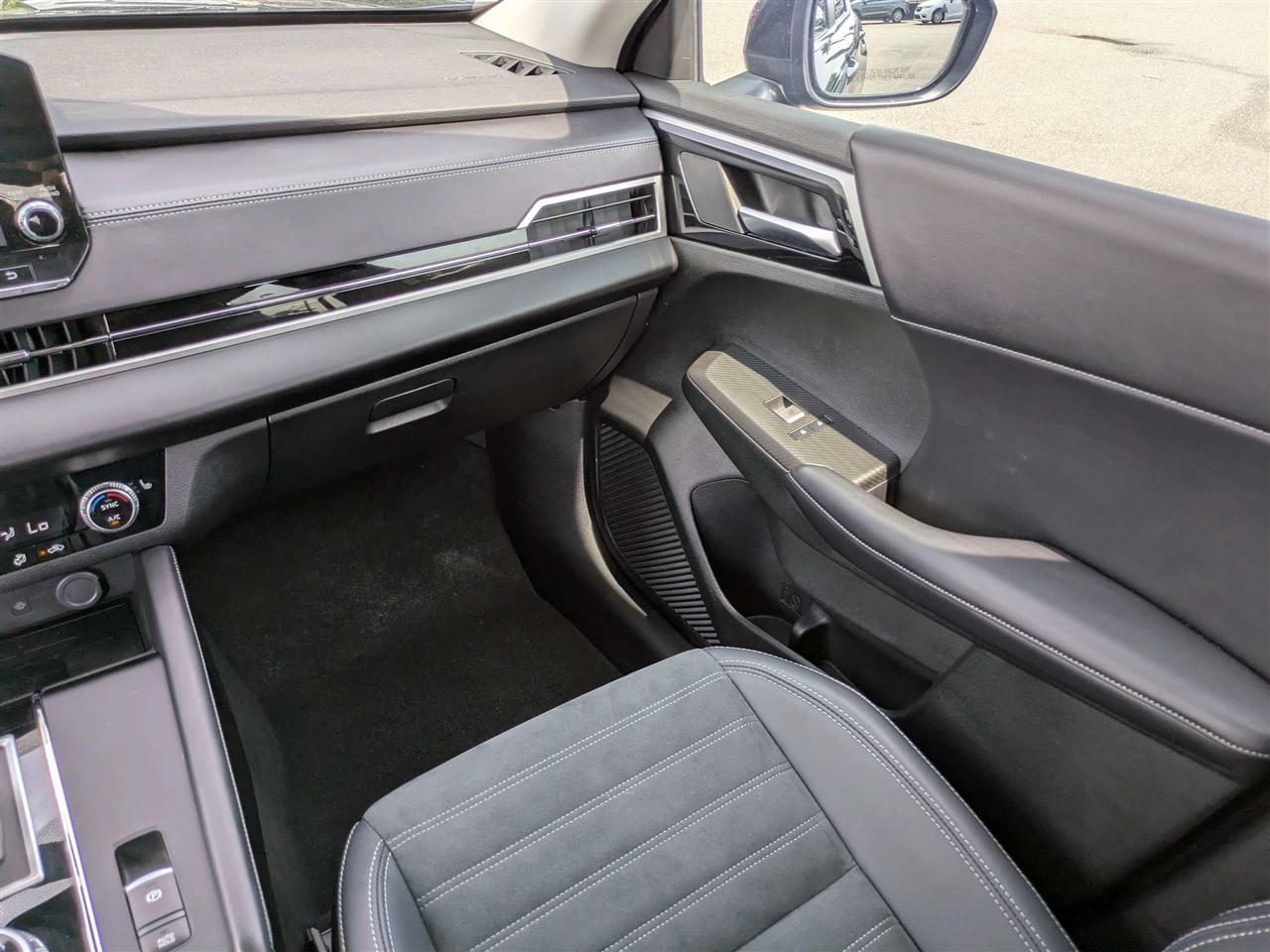 Mitsubishi Outlander SE 2WD 2024