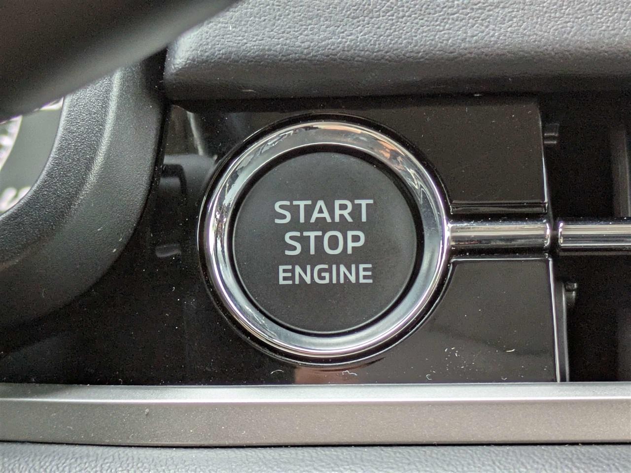 Mitsubishi Outlander SE 2WD 2024