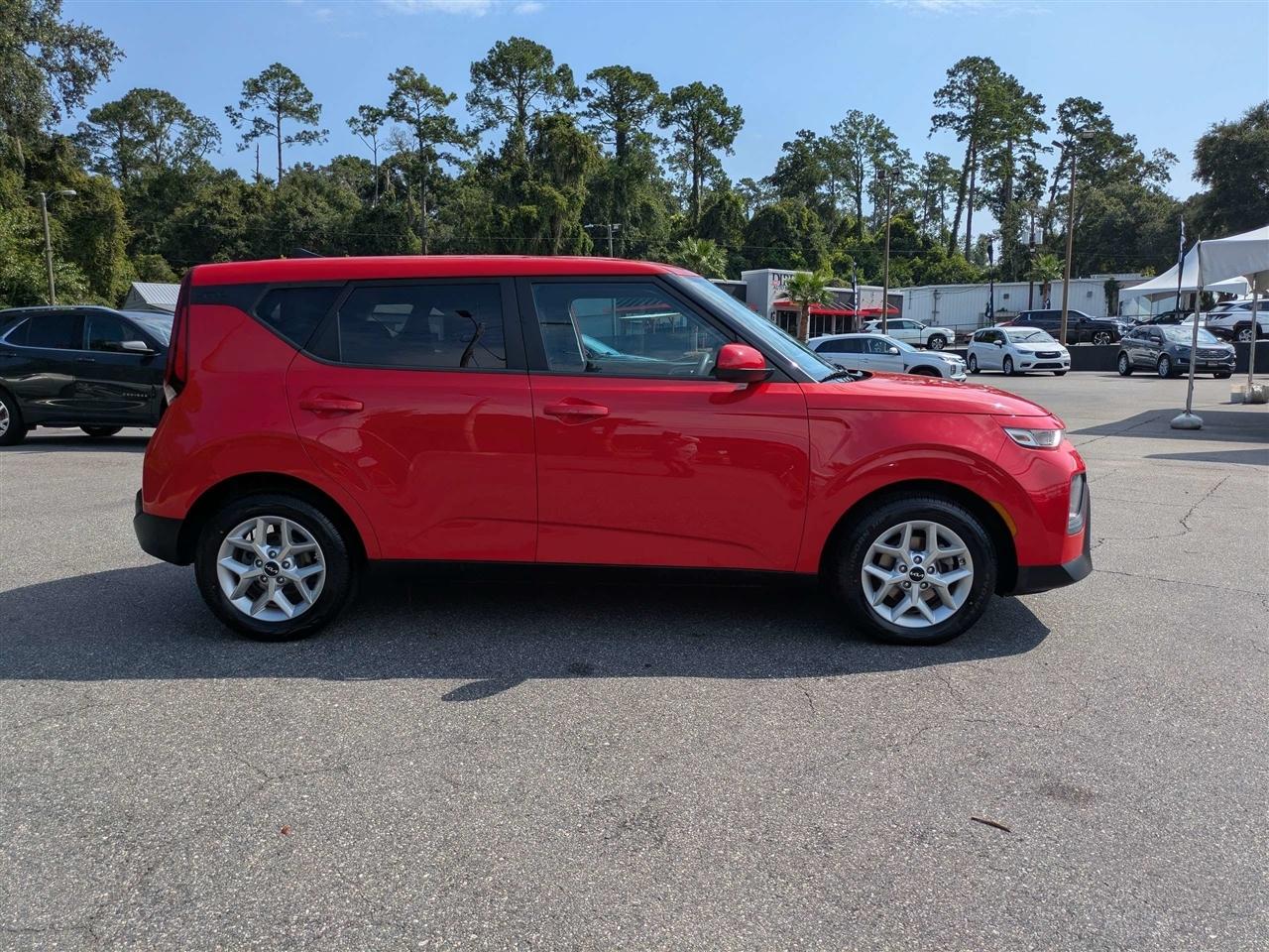 Kia Soul LX CVT 2022