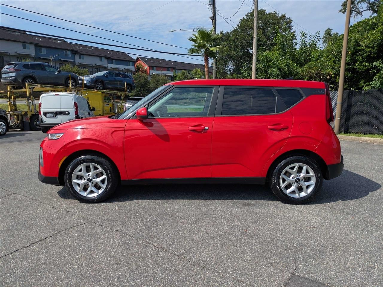 Kia Soul LX CVT 2022