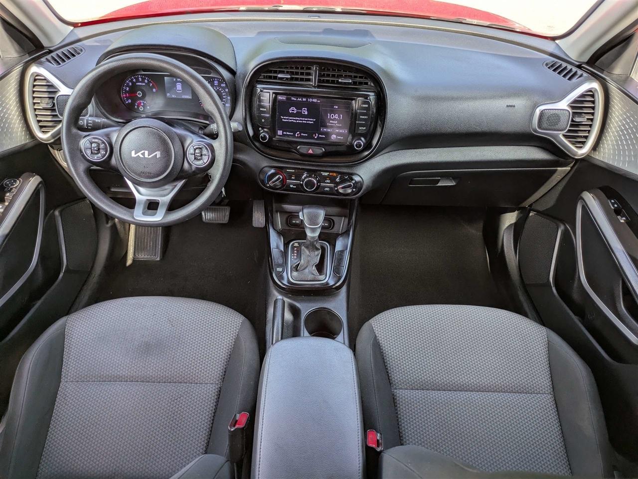 Kia Soul LX CVT 2022