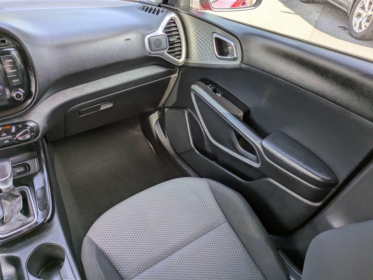 Kia Soul LX CVT 2022