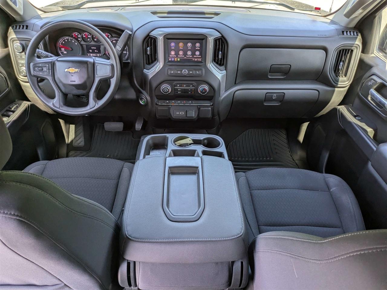 Chevrolet Silverado 1500 Custom Crew Cab 4WD 2022