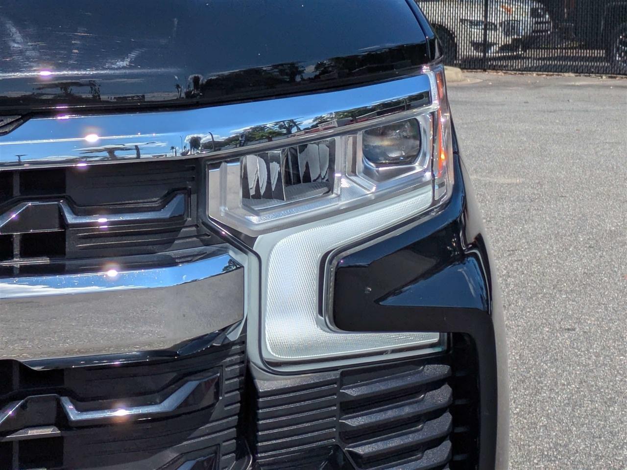 Chevrolet Silverado 1500 LT Crew Cab 4WD 2023