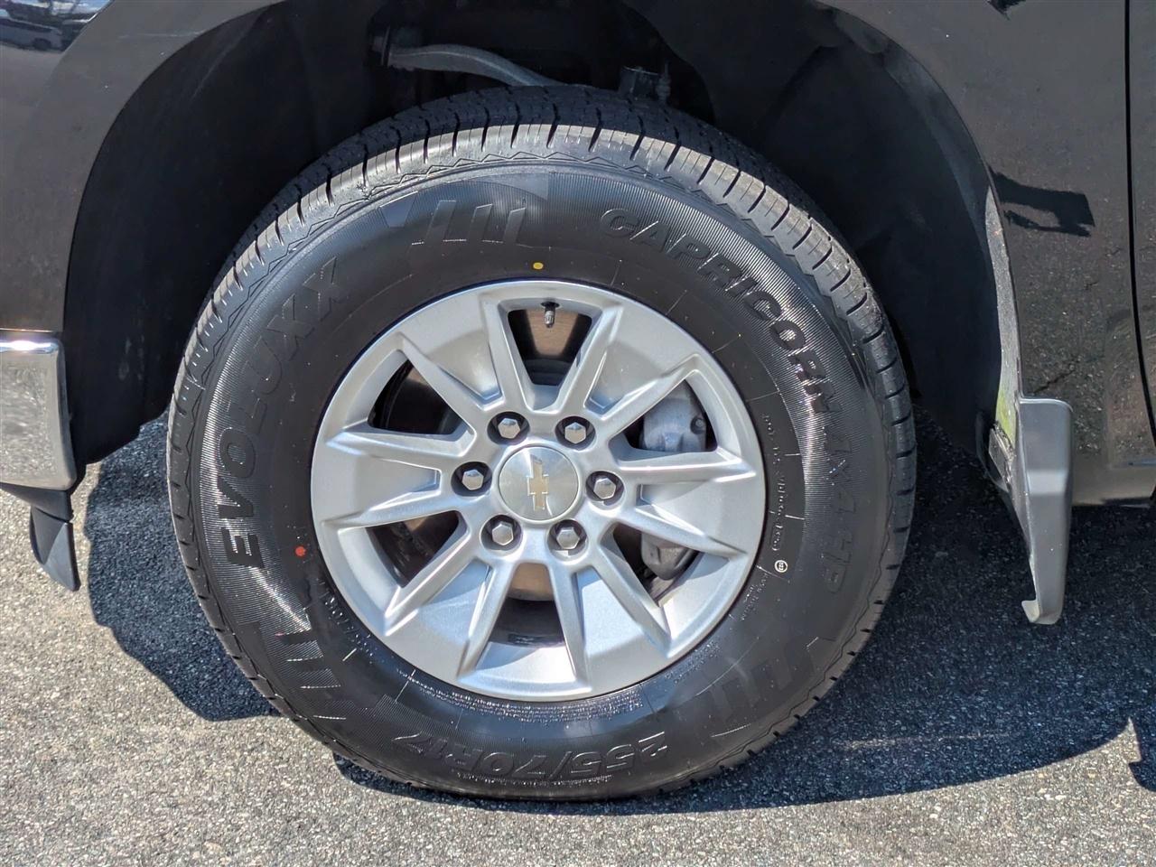 Chevrolet Silverado 1500 LT Crew Cab 4WD 2023