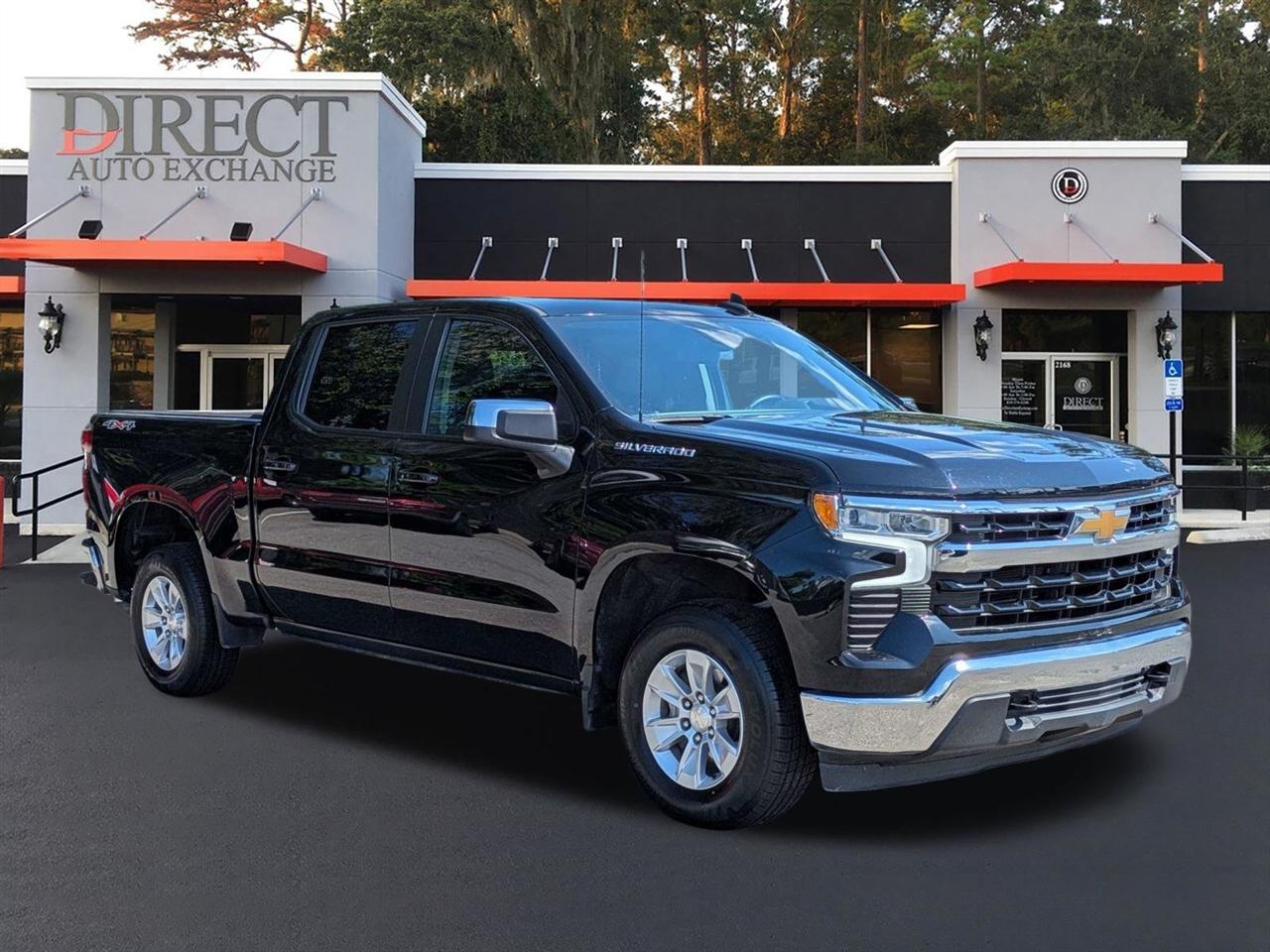 Chevrolet Silverado 1500 LT Crew Cab 4WD 2023