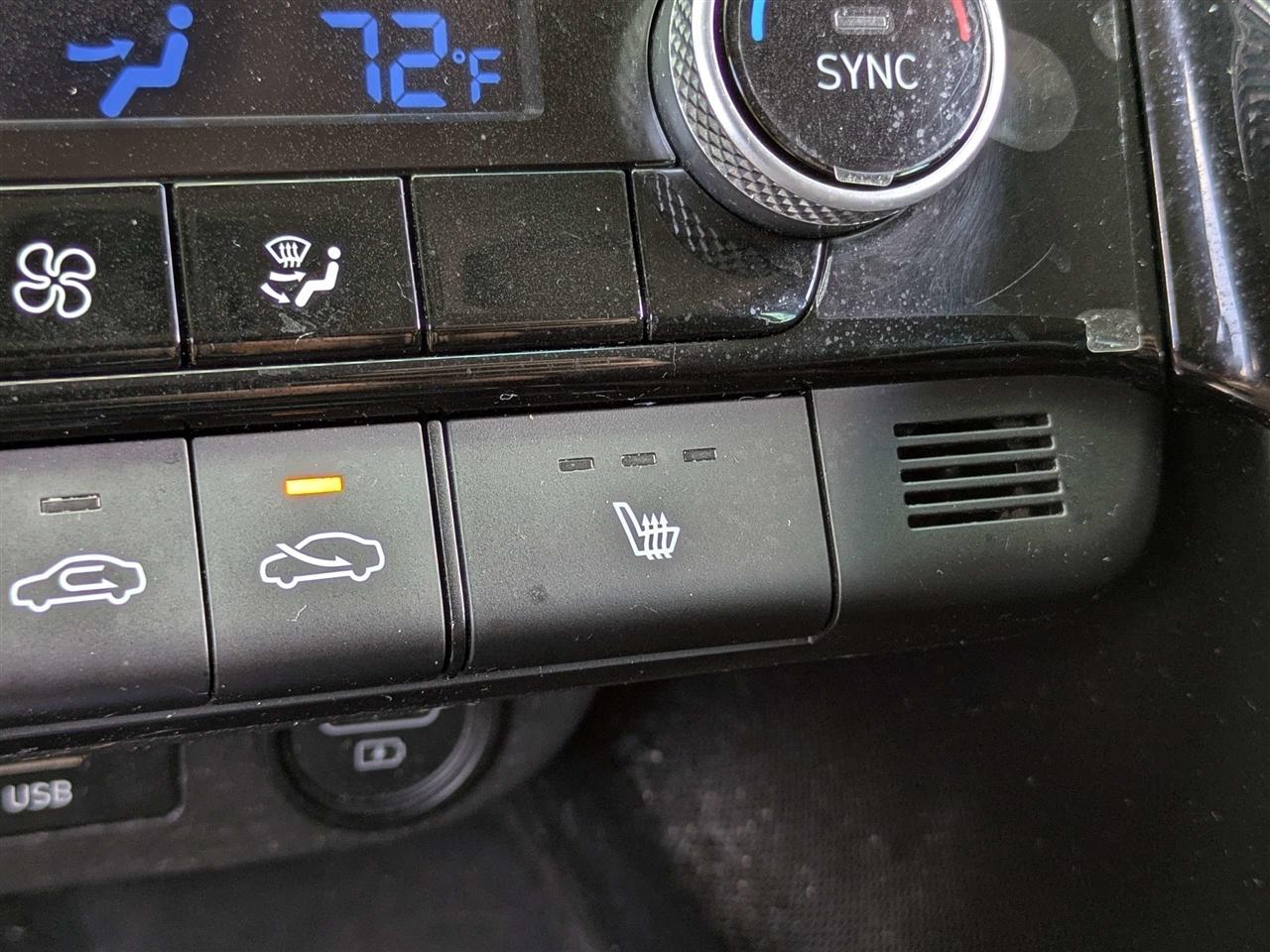 Hyundai Elantra SEL 2023