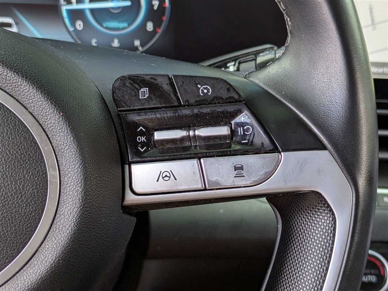 Hyundai Elantra SEL 2023