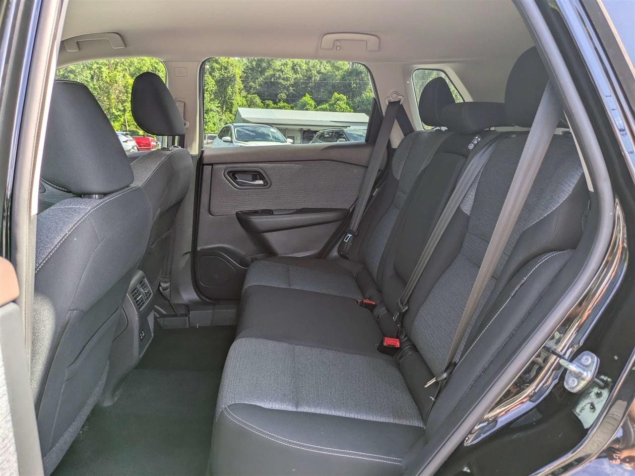 Nissan Rogue SV 2021