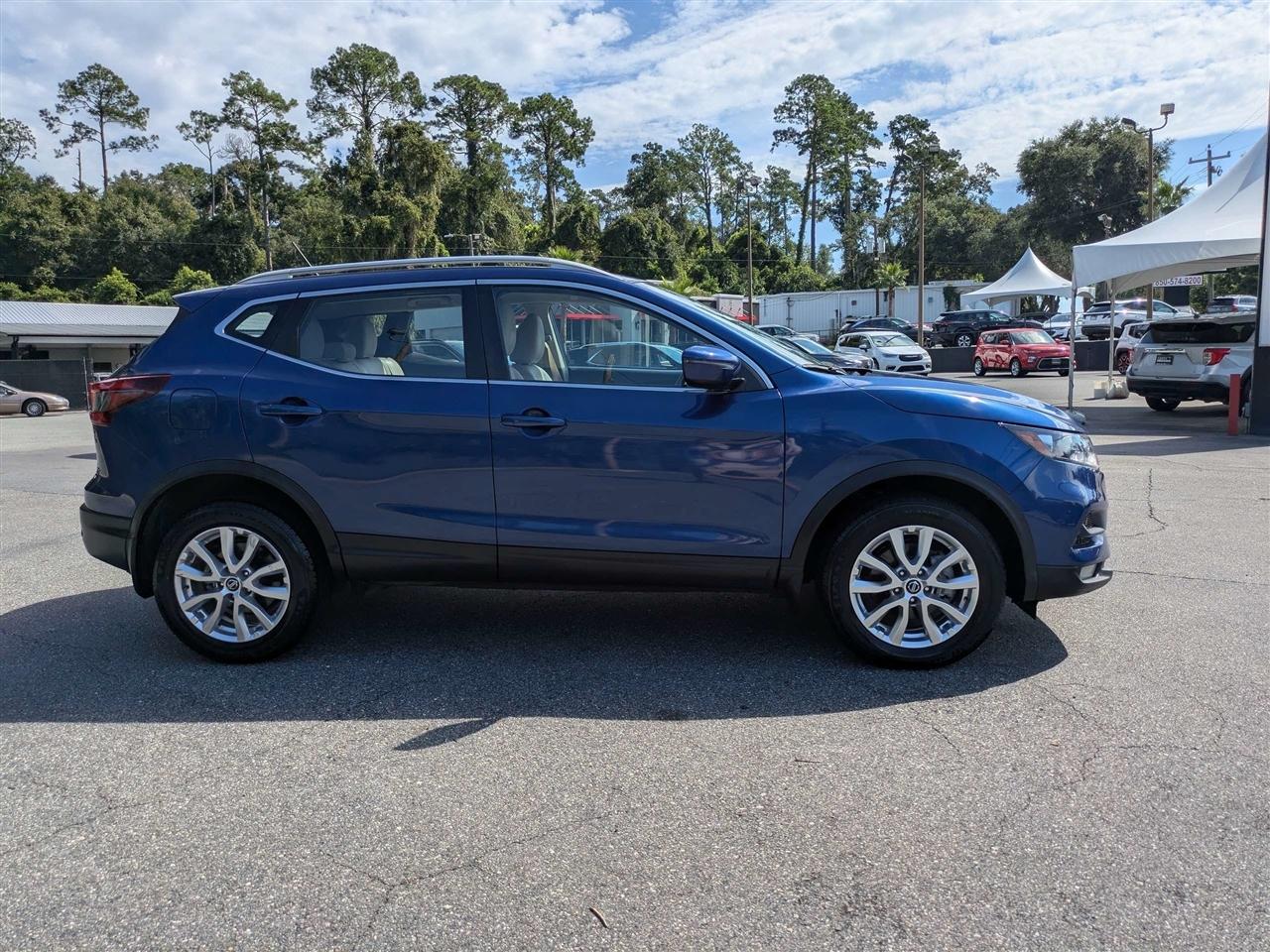Nissan Rogue Sport SV 2021