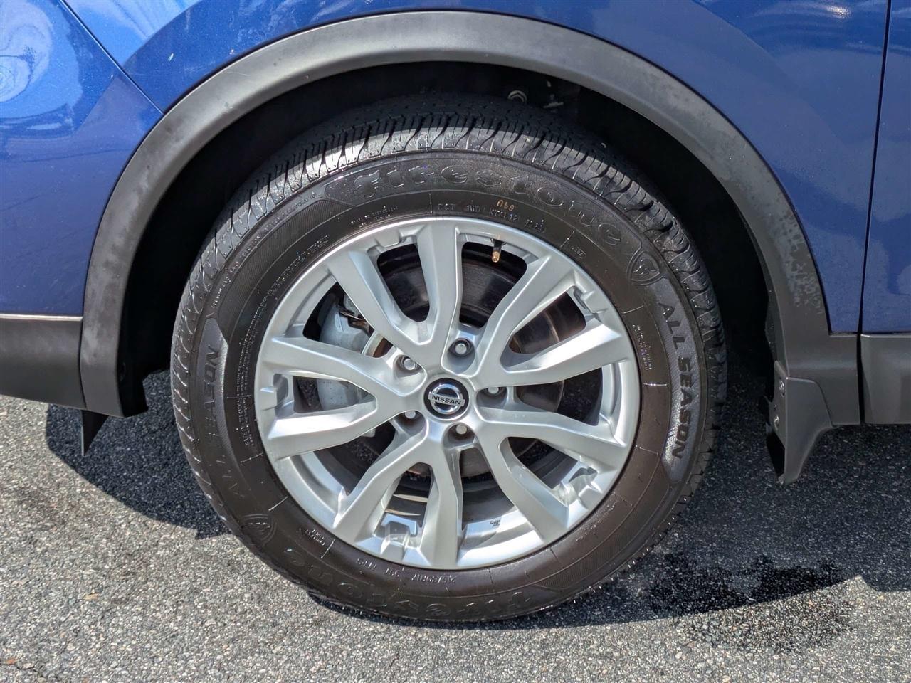 Nissan Rogue Sport SV 2021