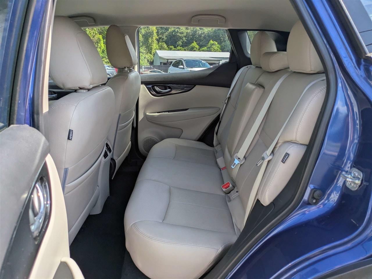 Nissan Rogue Sport SV 2021
