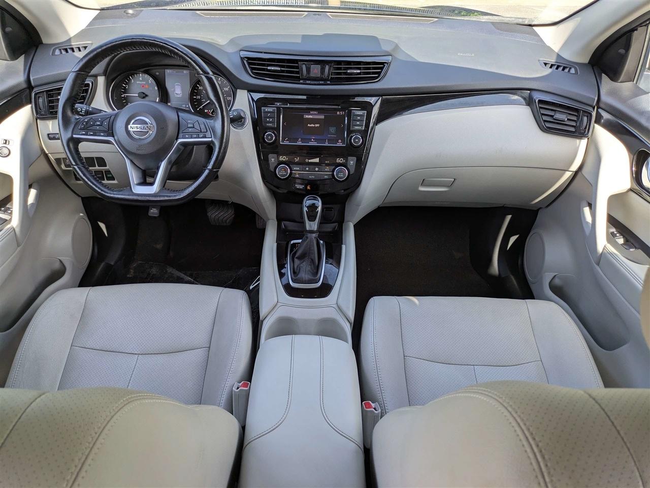 Nissan Rogue Sport SV 2021
