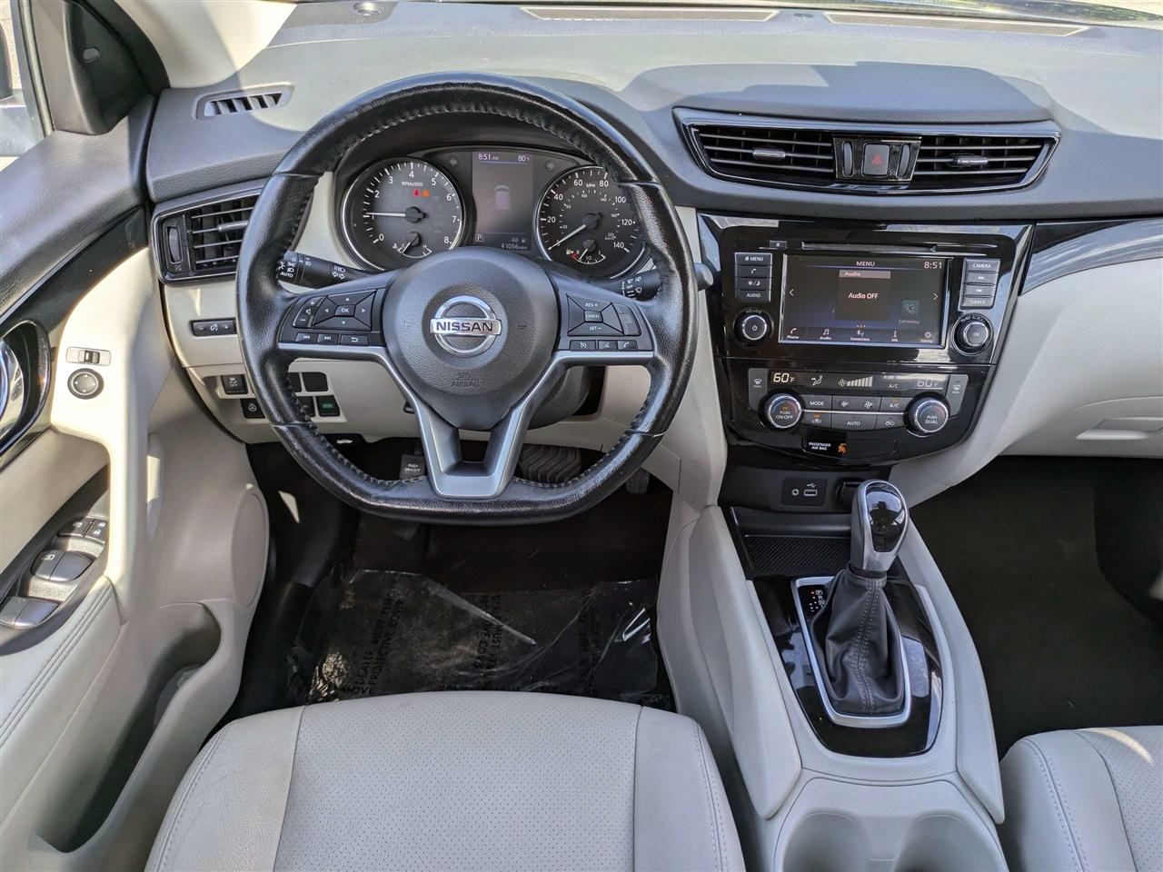 Nissan Rogue Sport SV 2021