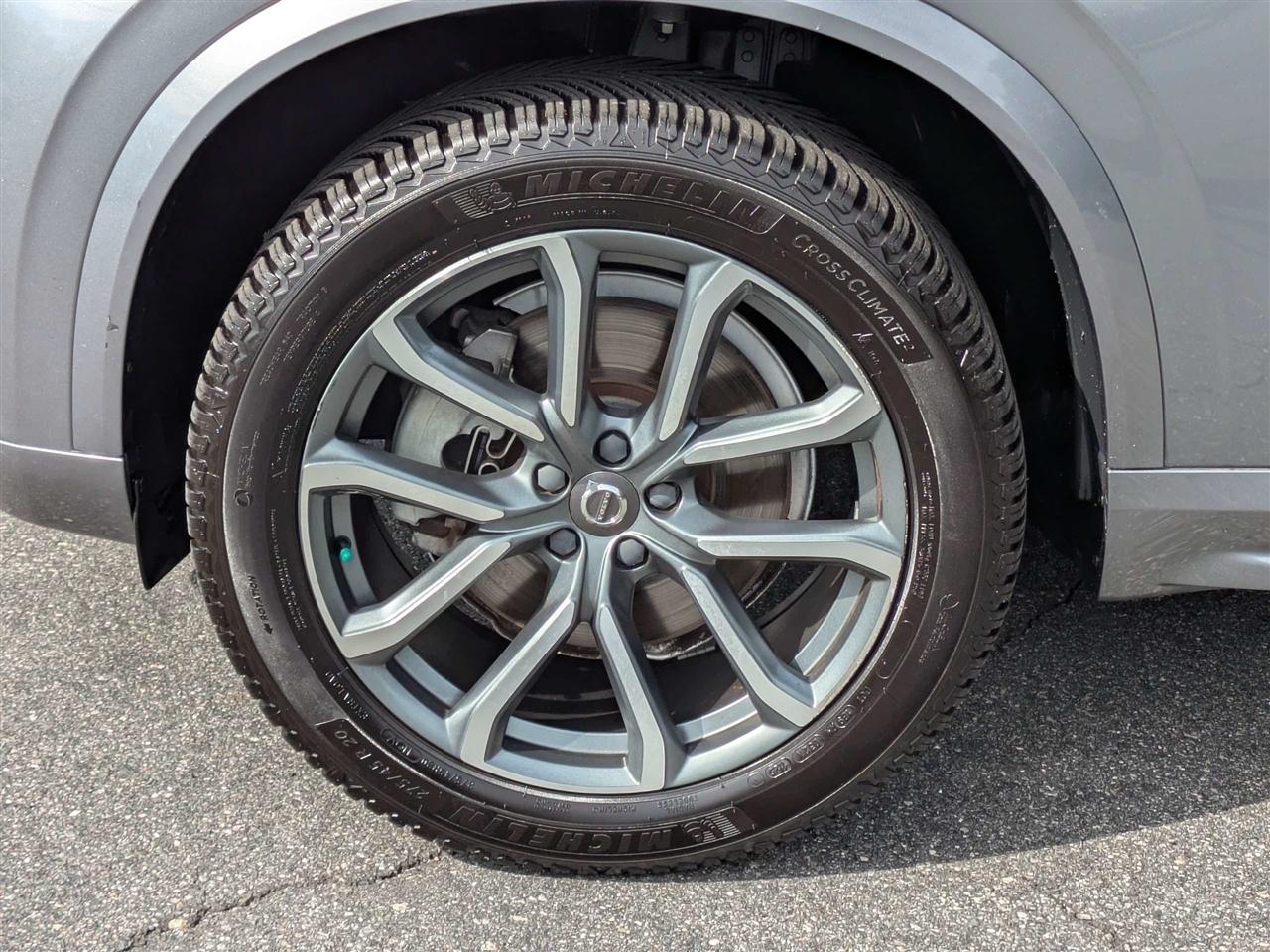 Volvo XC90 T6 Momentum AWD 2019