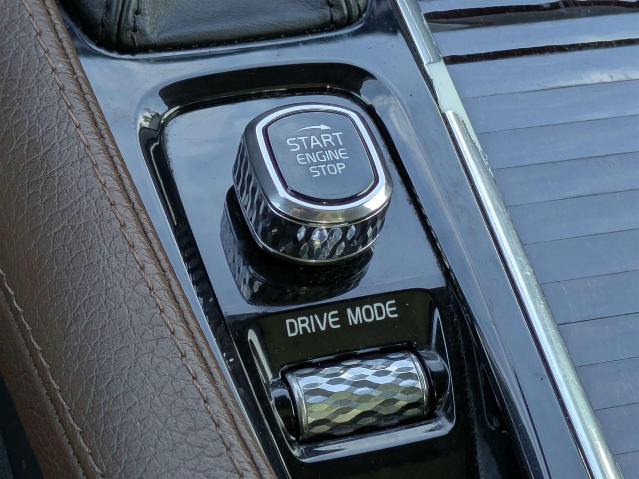 Volvo XC90 T6 Momentum AWD 2019