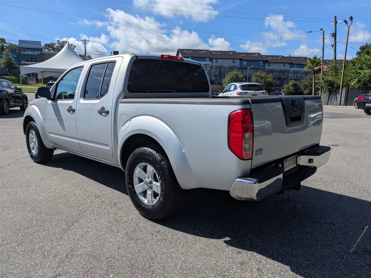 Nissan Frontier S Crew Cab 2WD 2011