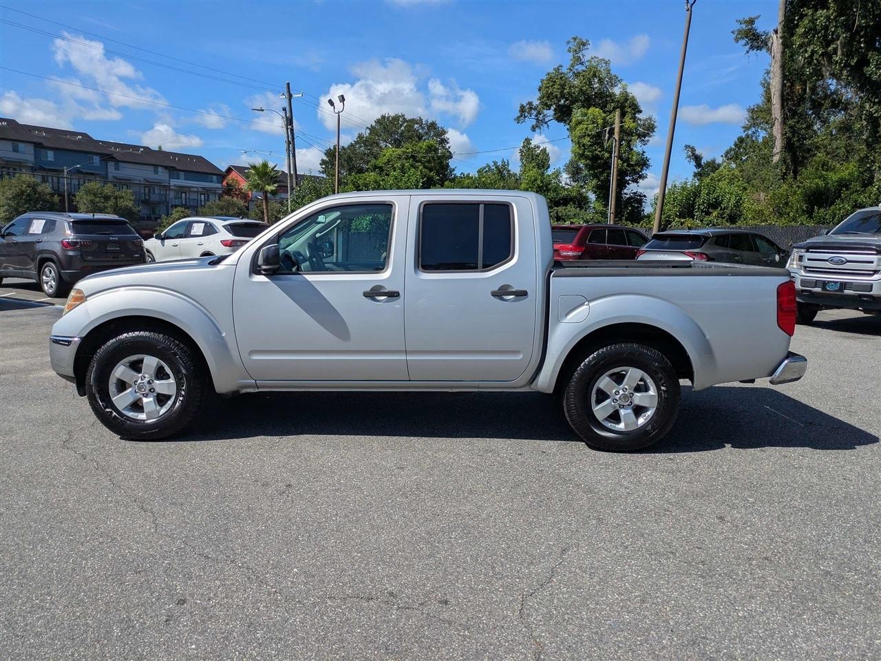 Nissan Frontier S Crew Cab 2WD 2011