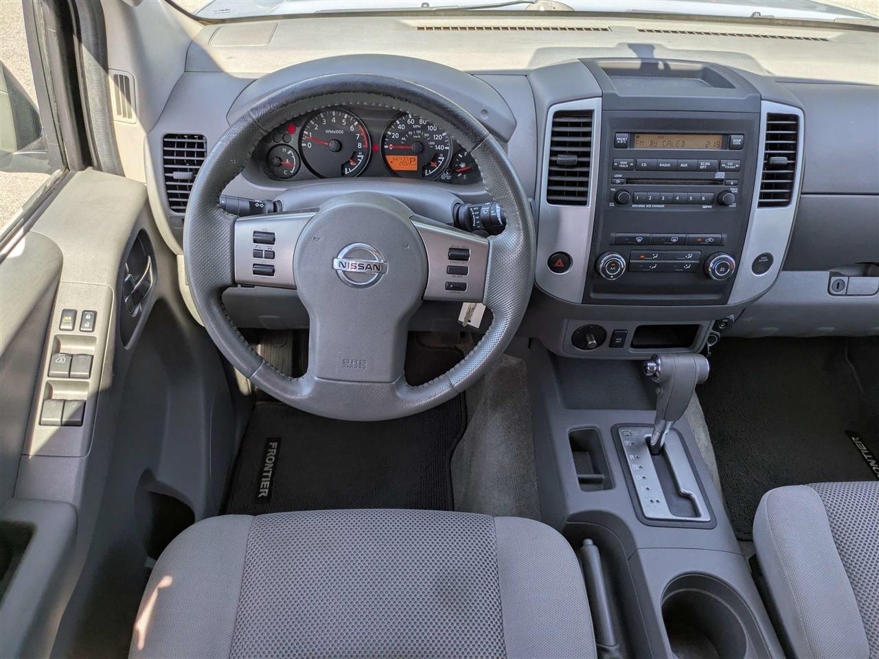 Nissan Frontier S Crew Cab 2WD 2011