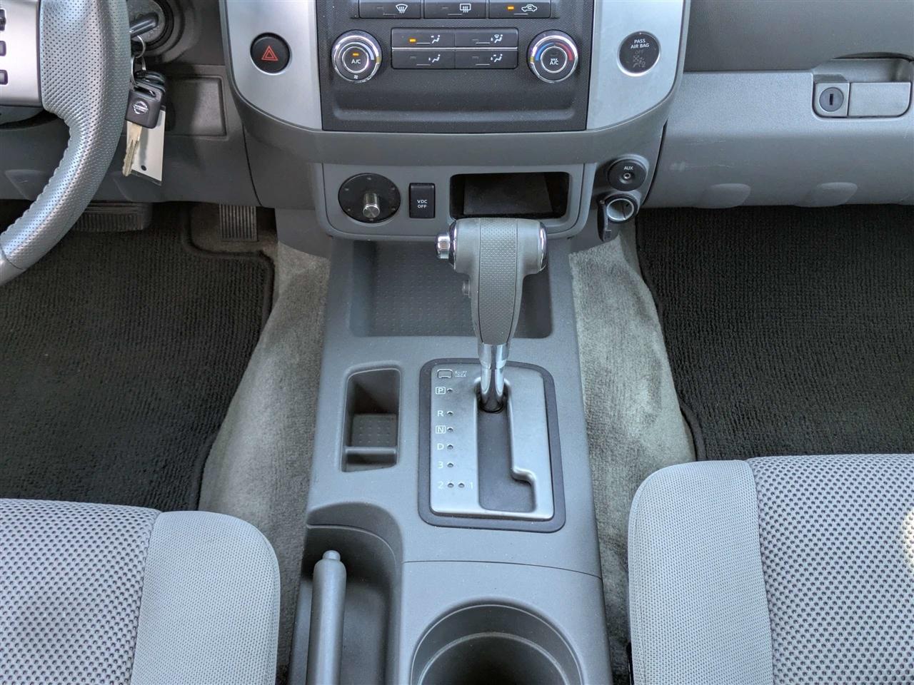Nissan Frontier S Crew Cab 2WD 2011