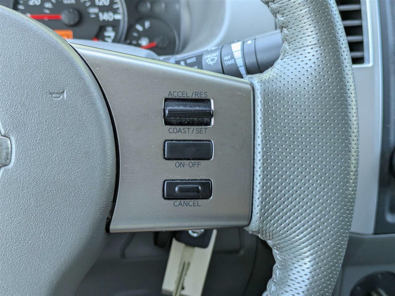 Nissan Frontier S Crew Cab 2WD 2011
