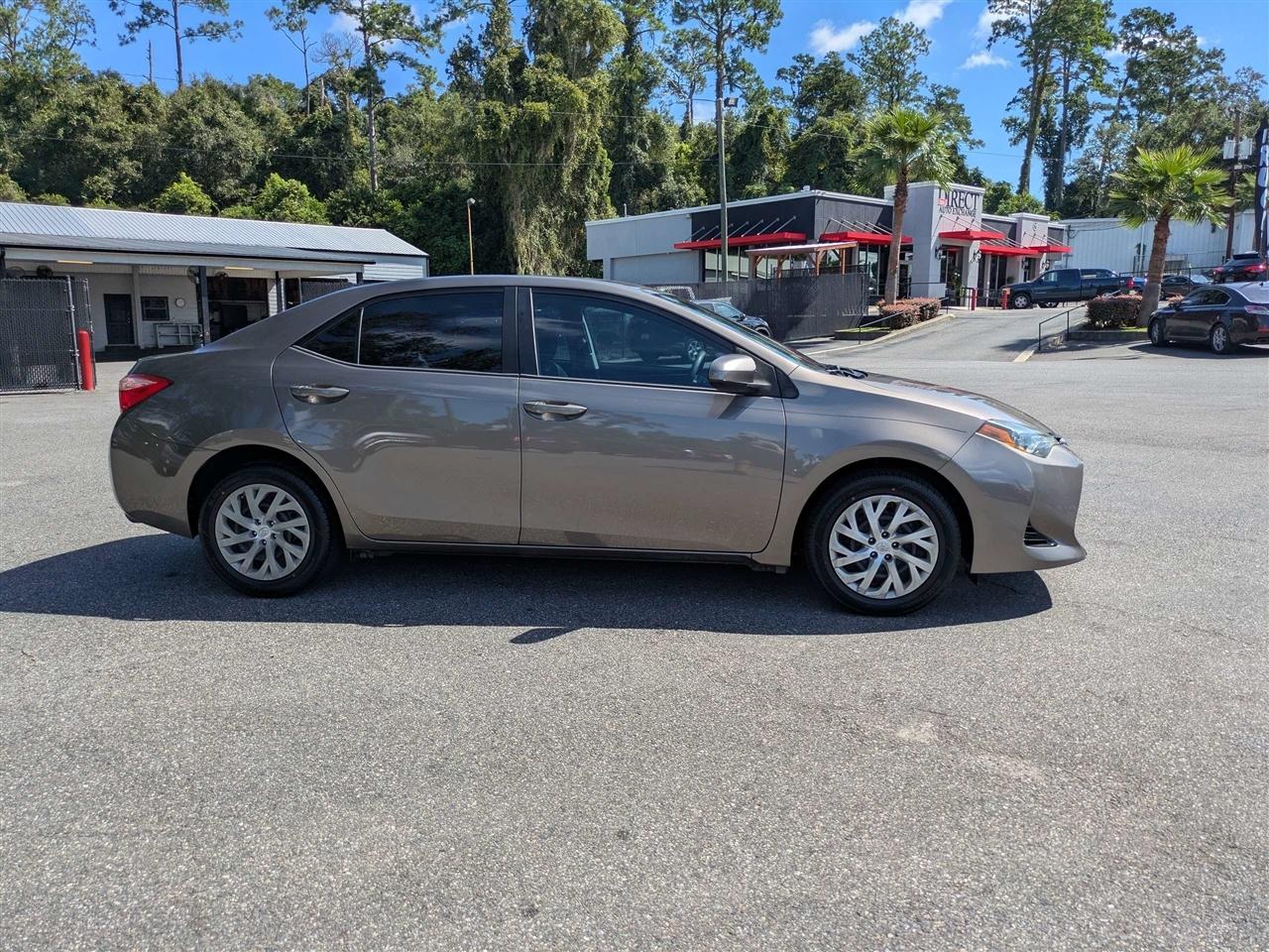 Toyota Corolla LE CVT 2019