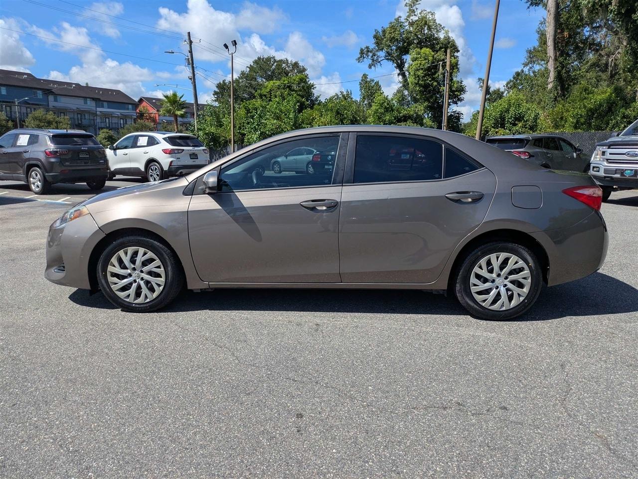 Toyota Corolla LE CVT 2019