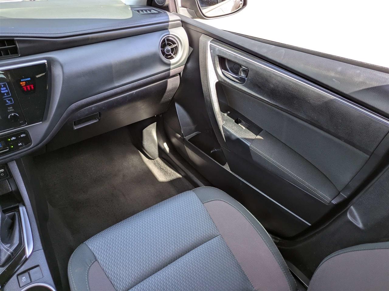 Toyota Corolla LE CVT 2019