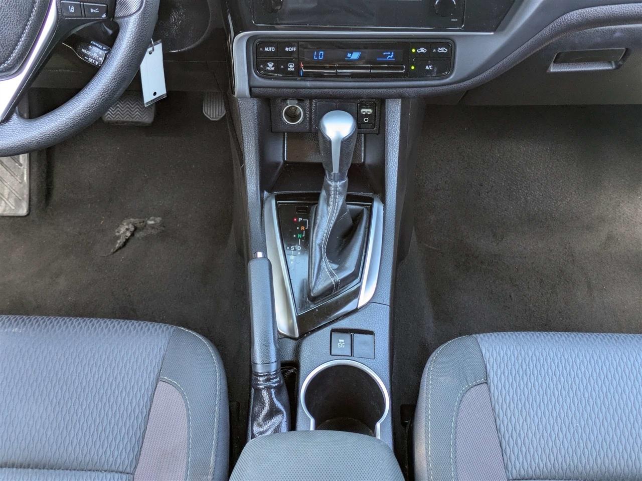 Toyota Corolla LE CVT 2019