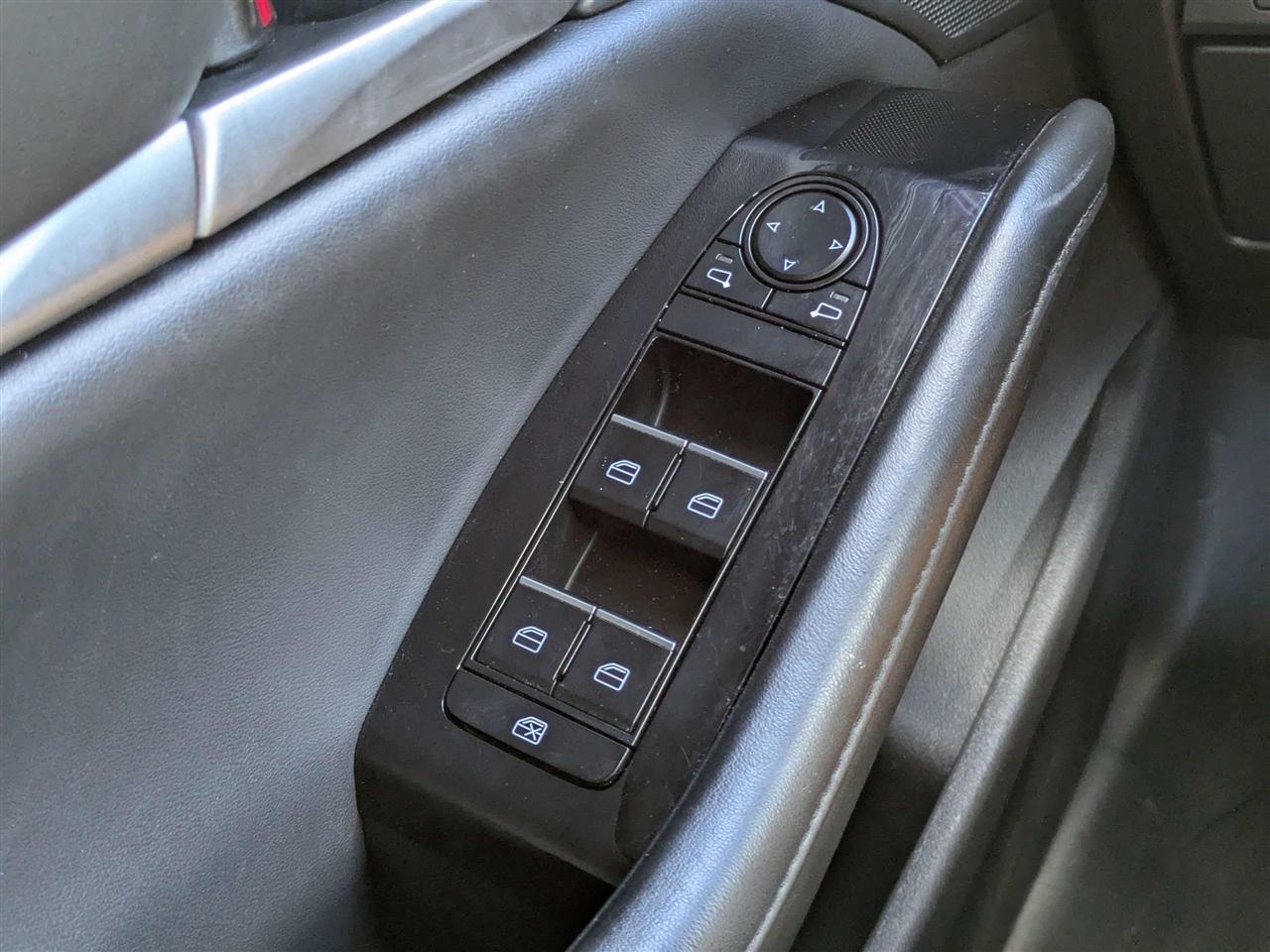 Mazda MAZDA3 Select 2024