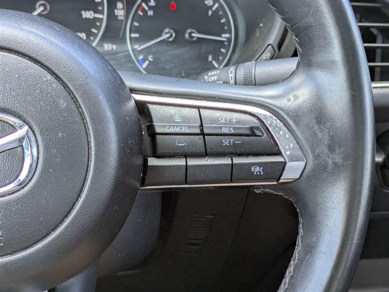Mazda MAZDA3 Select 2024