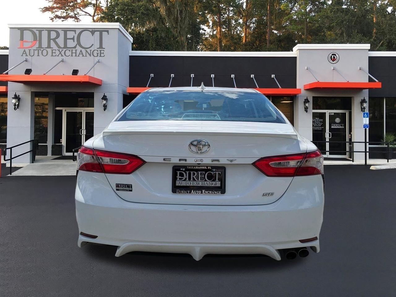 Toyota Camry SE 2019