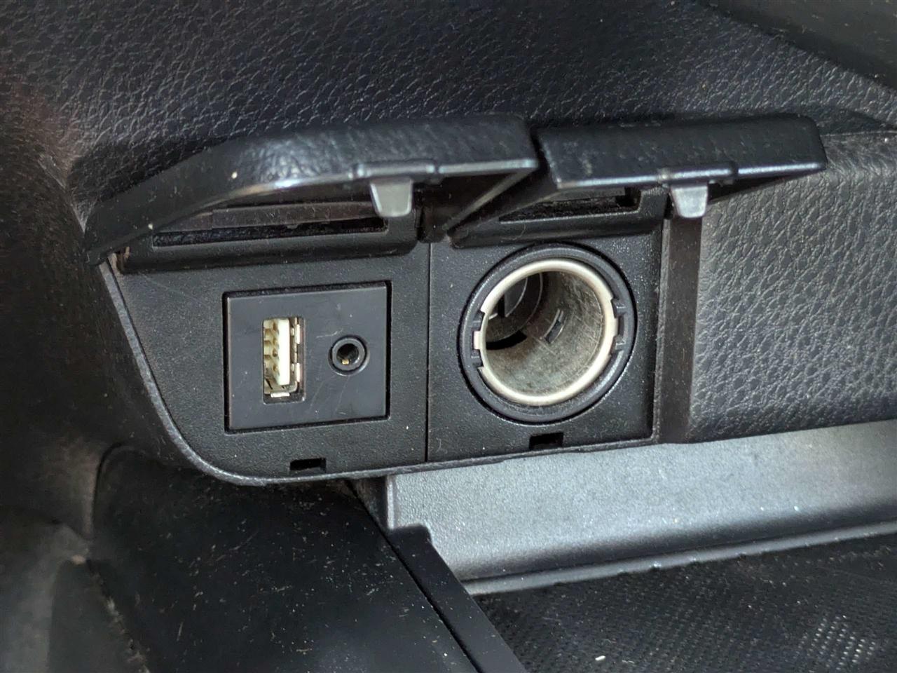 Toyota Camry SE 2019