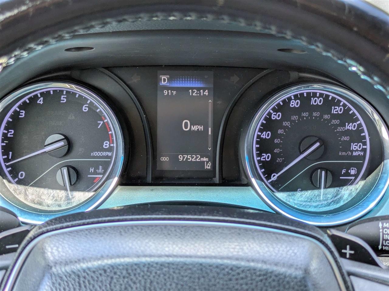 Toyota Camry SE 2019