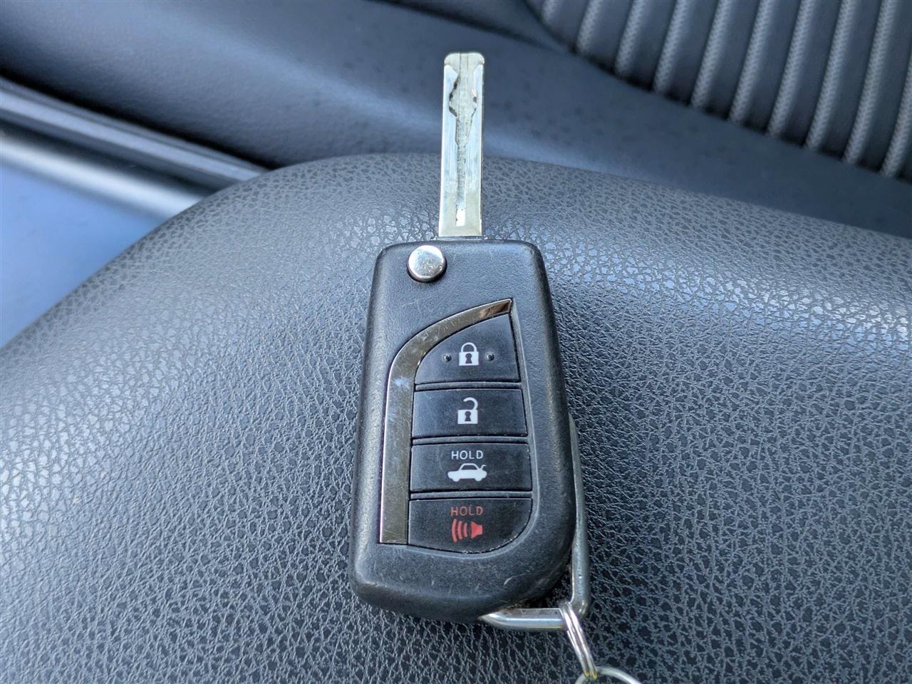 Toyota Camry SE 2019