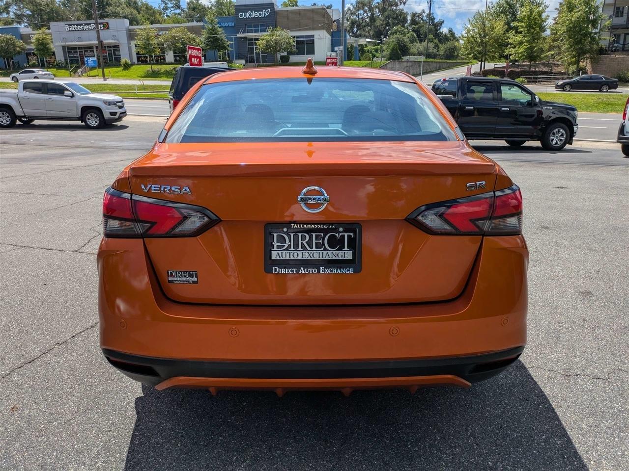 Nissan Versa SR 2021