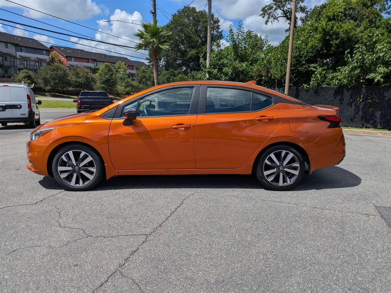 Nissan Versa SR 2021